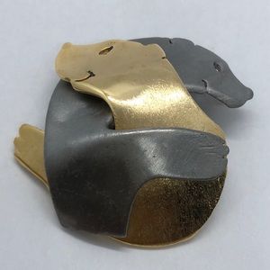 VTG Ultra Craft Lovely Hugging Polar Bears Brooch